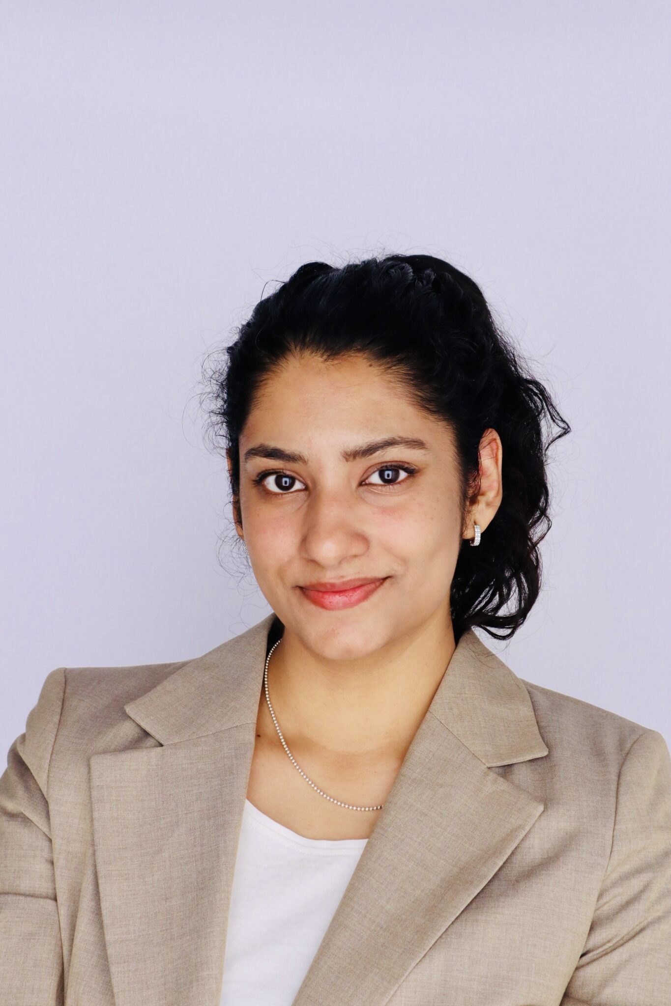 Headshot of Serah Varghese